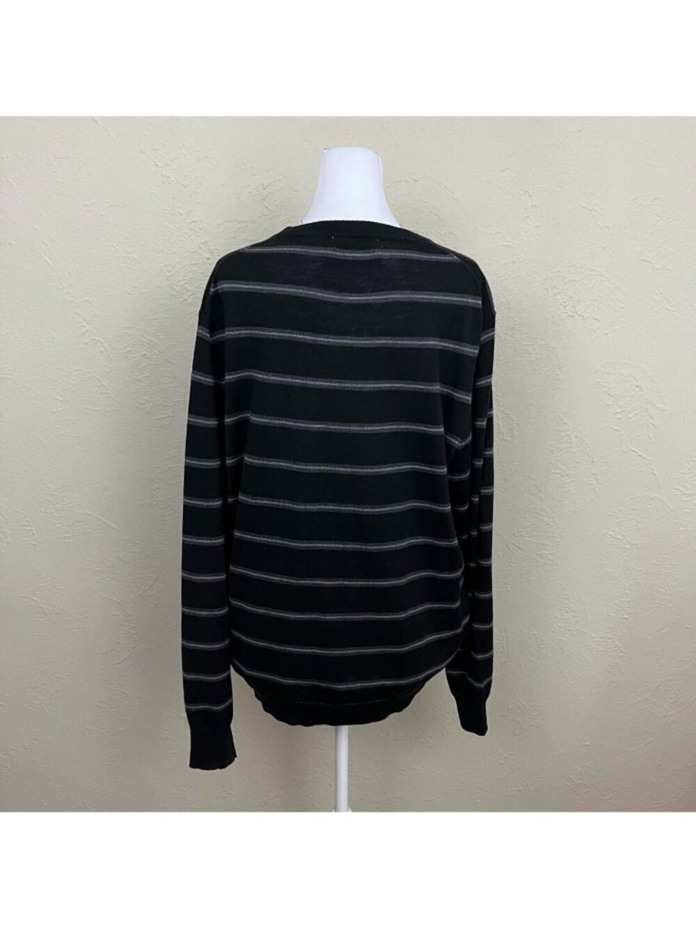 striped emo alt skater grunge light weight sweater - Picture 5 of 8